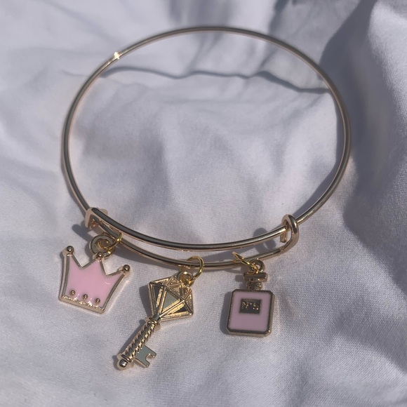 Brand New! Handmade! Adjustable Charm Bracelet - Picture 3 of 3